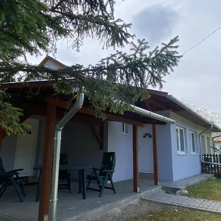 Eszter * Балатонмариафюрдё