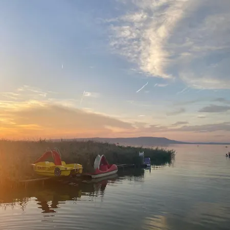 Eszter Vakantiehuis Balatonmáriafürdő
