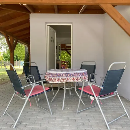 Eszter Vakantiehuis Balatonmáriafürdő