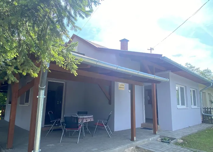 Eszter בית נופש