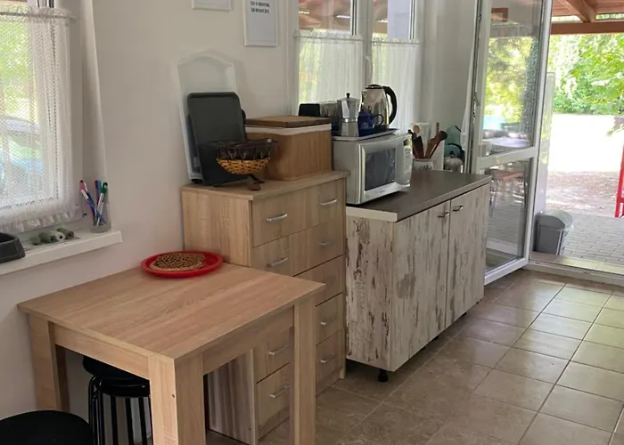 בית נופש Eszter Balatonmáriafürdő