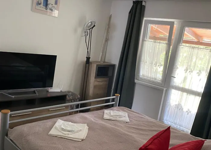 Eszter בית נופש Balatonmáriafürdő